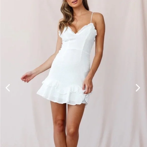 Selfie Leslie | Dresses | Selfie Leslie White Dress Lovers Spaghetti Strap  Sweetheart Neckline | Poshmark